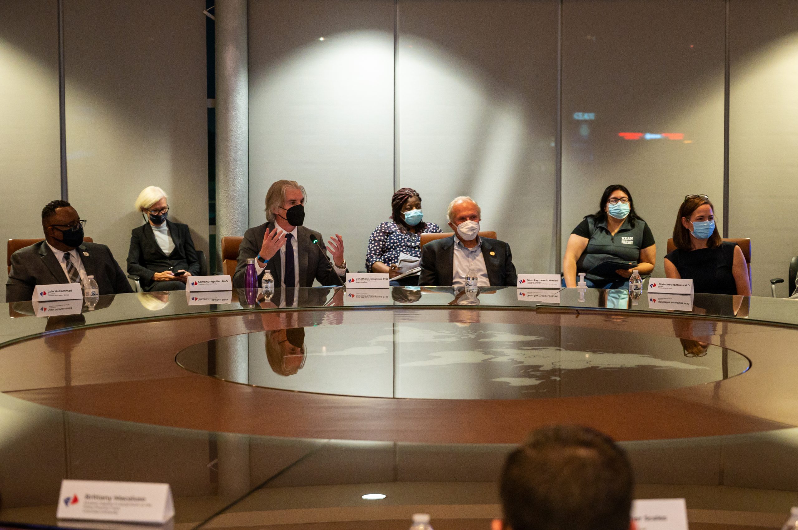 Panelists discuss Mental Health Courts at the Lesniak Institute and Kean University, Criminalization of Mental Illness Forum 